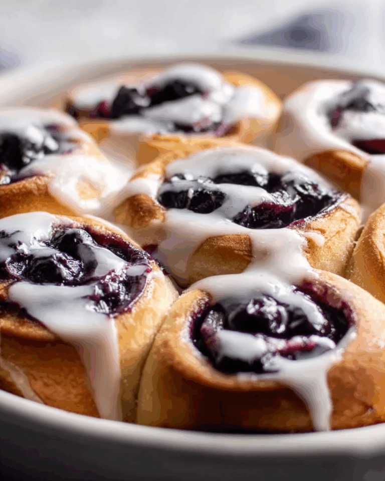 Blueberry Cinnamon Rolls Recipe