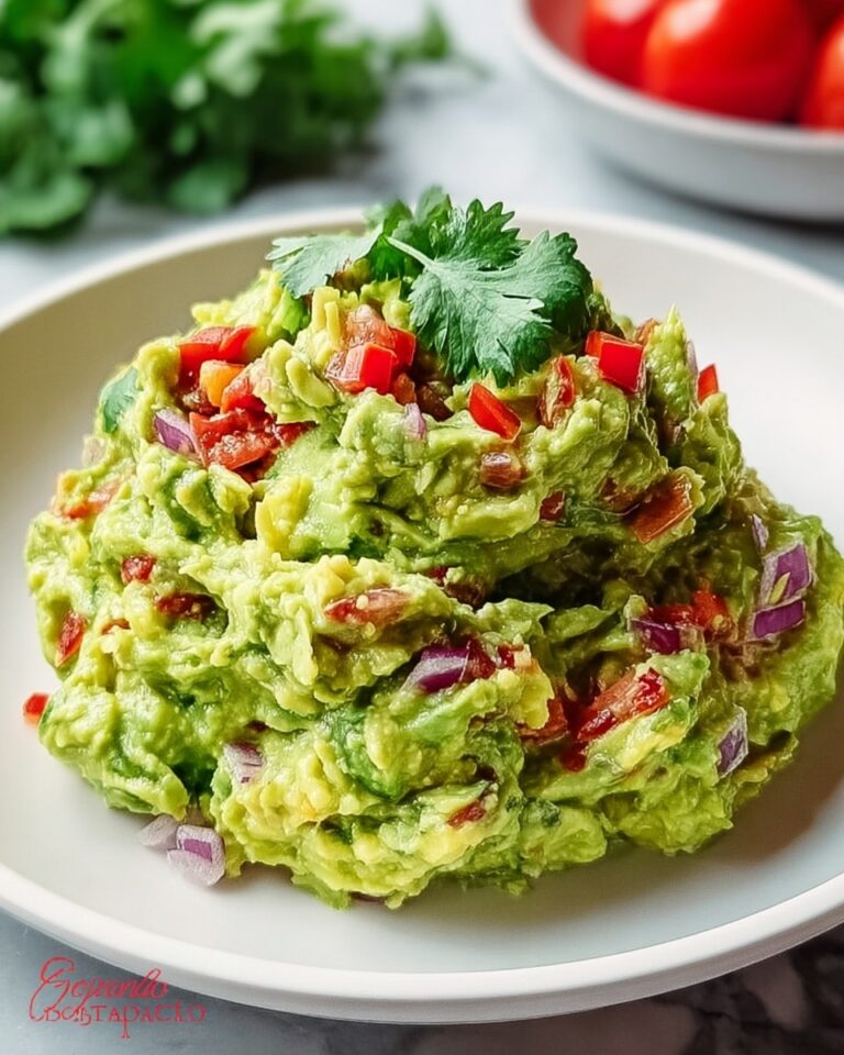 Simple and Delicious Guacamole Recipe