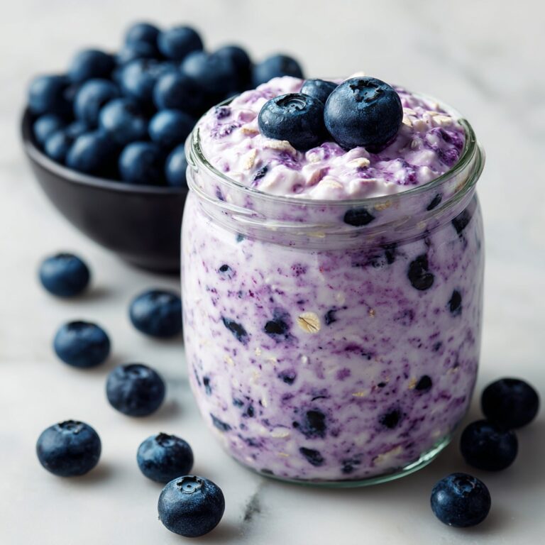 Blueberry Overnight Oats (Easy & Healthy) Recipe
