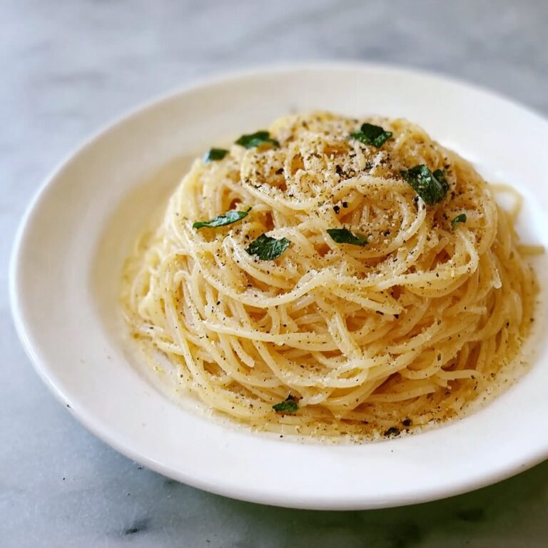 Spaghetti with Garlic and Oil (Aglio E Olio) Recipe